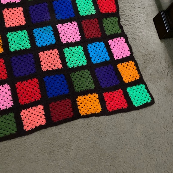 Vintage Handmade Granny Square 72”x 54” Large Multicolor Crochet Cottage Blanket - Picture 6 of 14